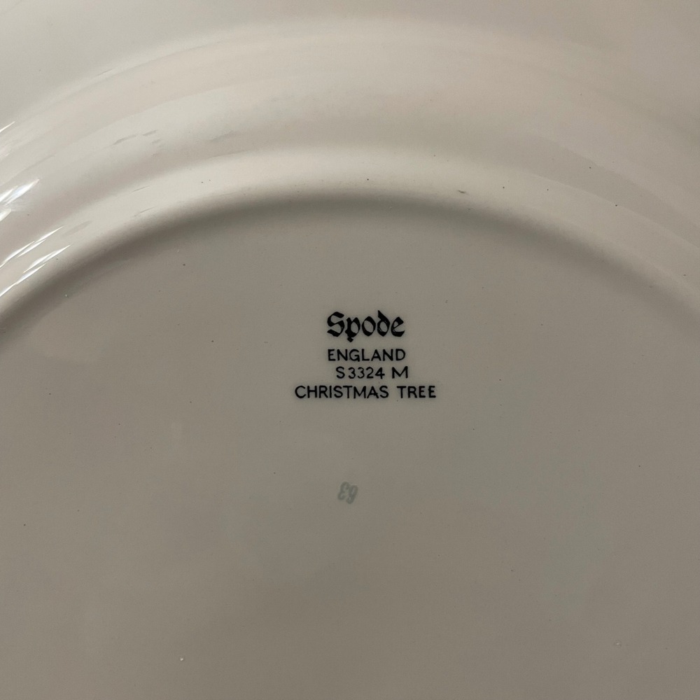 Spode Christmas Tree Dinner Plates Set of 4 England S3324 M Green Trim 10.5 inch - Picture 4 of 4